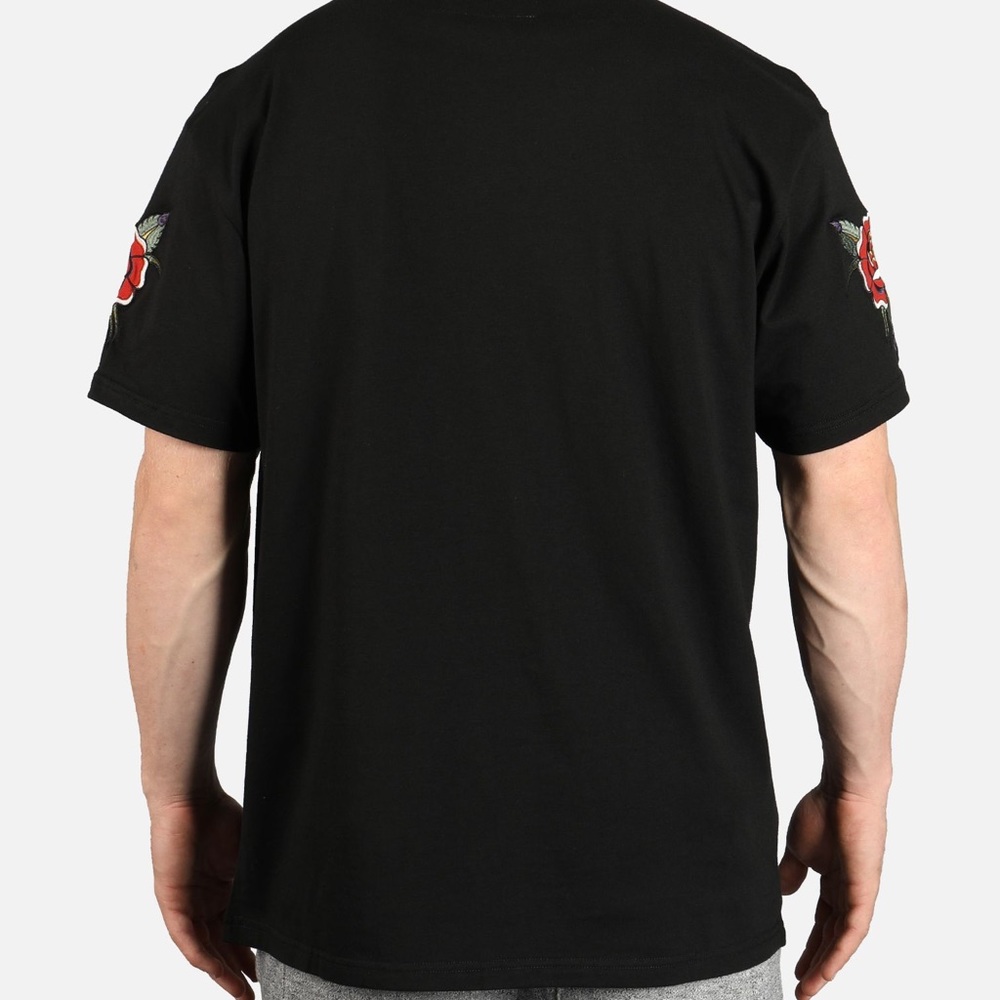 🌹💀 Reason Roses & Skull Embroidered Tee Shirt - Picture 2 of 3
